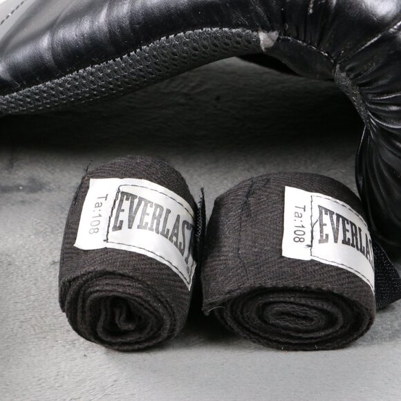 Everlast Advanced Pro Style Training Boxing Gloves 16oz + Hand Wraps Black/Grey - Picture 8 of 13